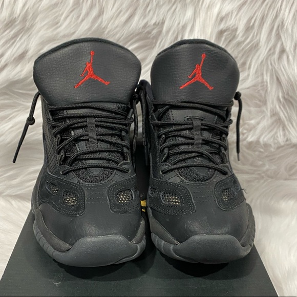 Jordan 11 low referees - Picture 4 of 9